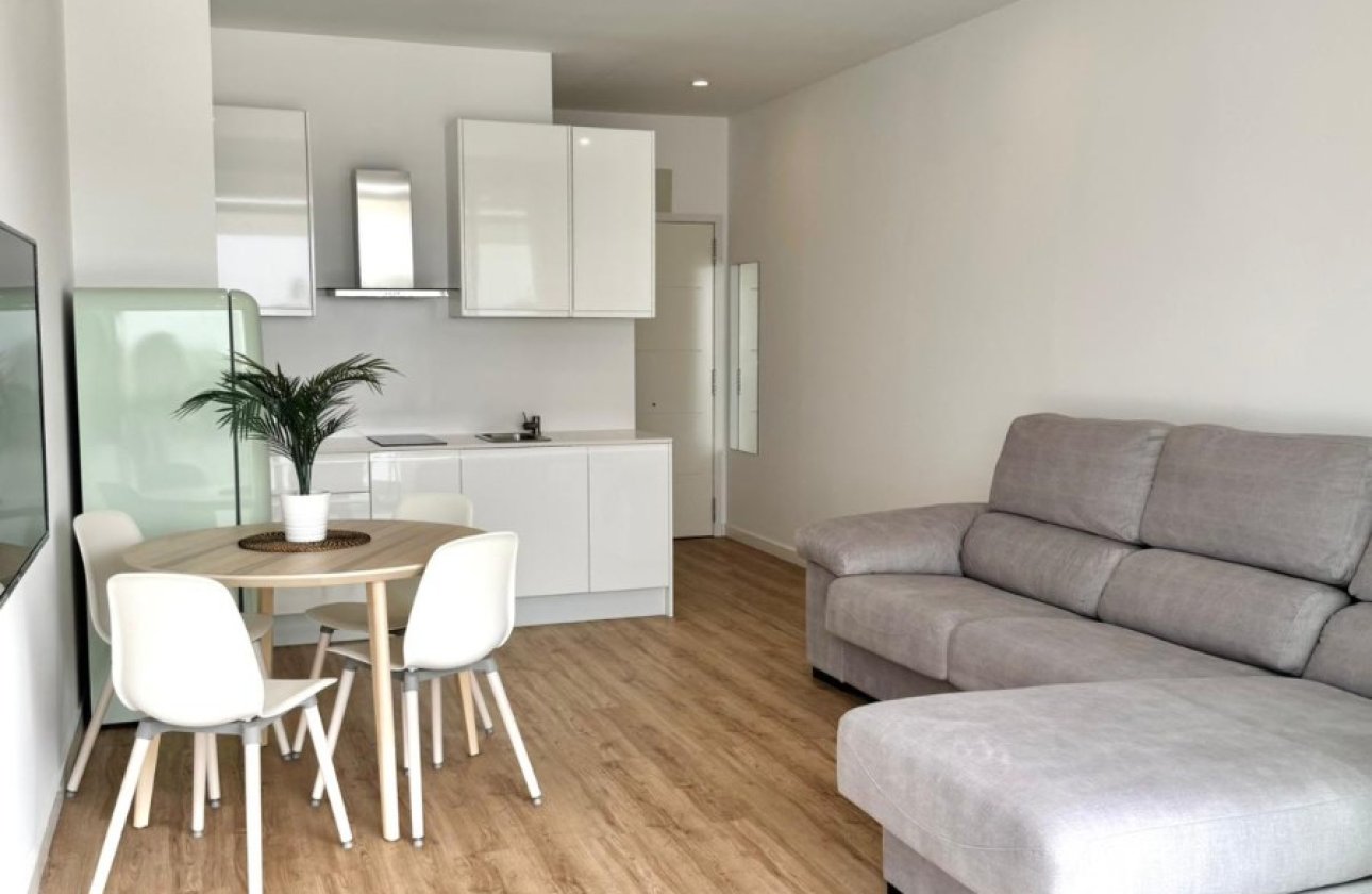 Resale - Study -
Alcúdia