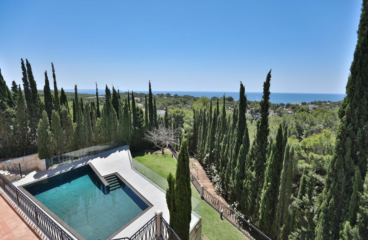 Resale - Villa -
Bendinat